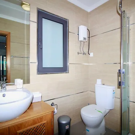 Tr3s Qu4rtos Carmo By Analodges Apartment